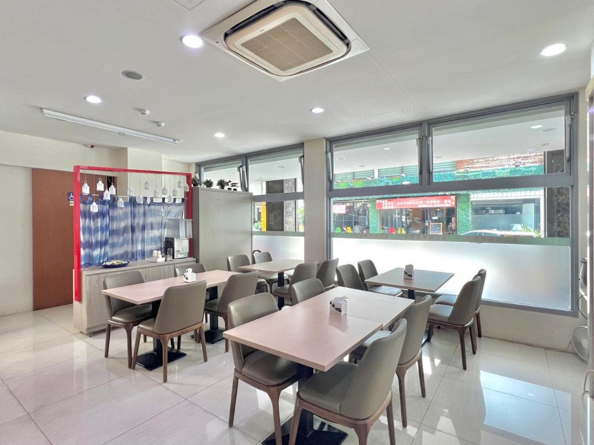 Mei Hotel Taichung Exterior foto